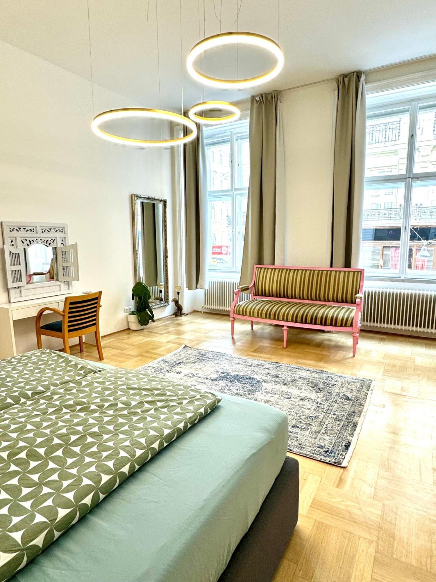 Opera Vienna Apartment 145 M2 Exterior photo